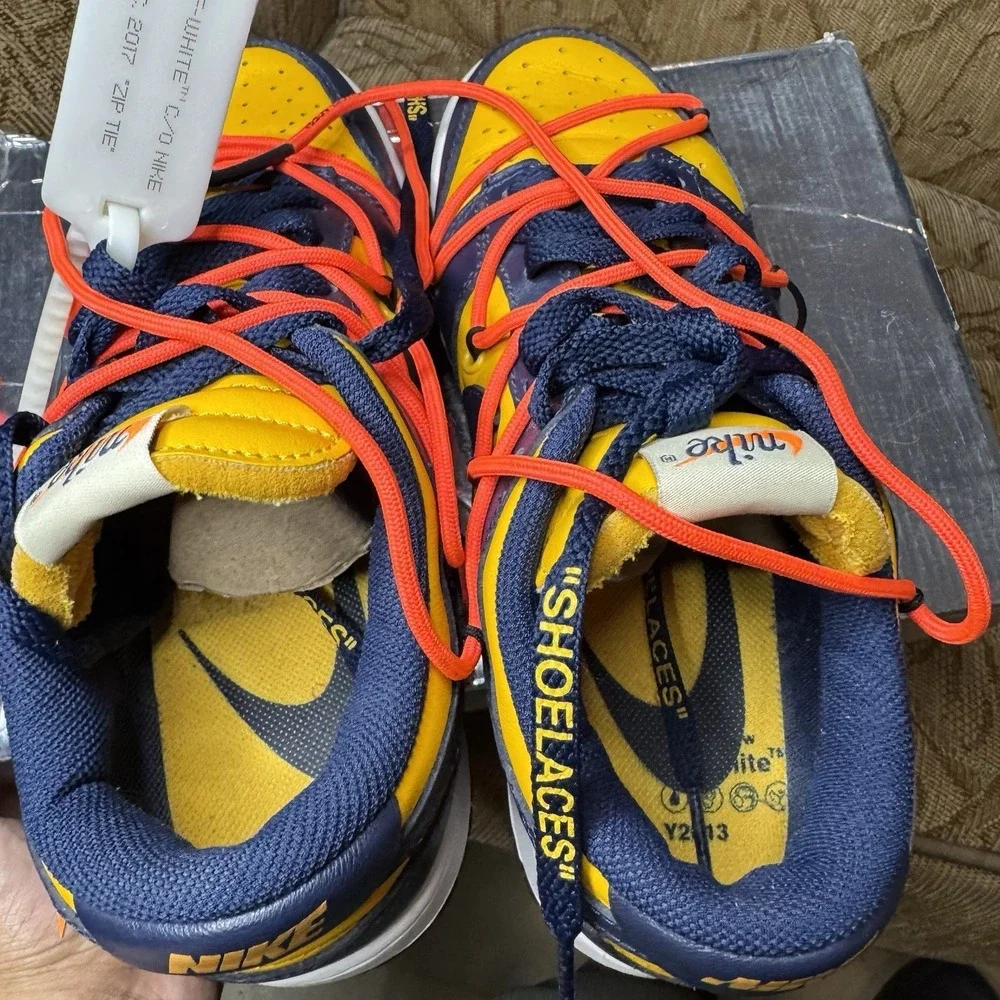 Nike excellent box